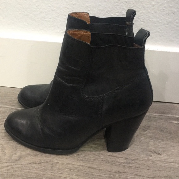 Lucky Brand Shoes - Lucky Brand Black Leather Booties Sz 7